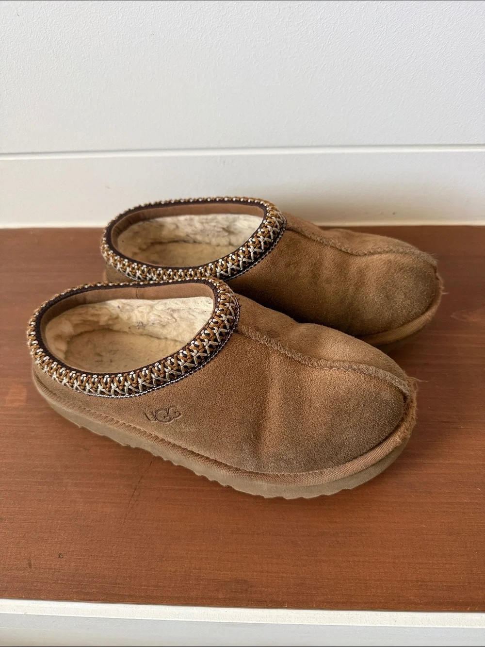 UGG Kids Chestnut Suede Slip-On Shearling Clog